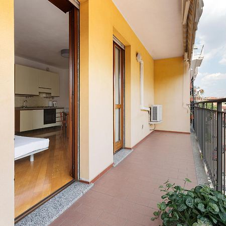 Cosy Studio With Balcony & Private Garage Μιλάνο Εξωτερικό φωτογραφία